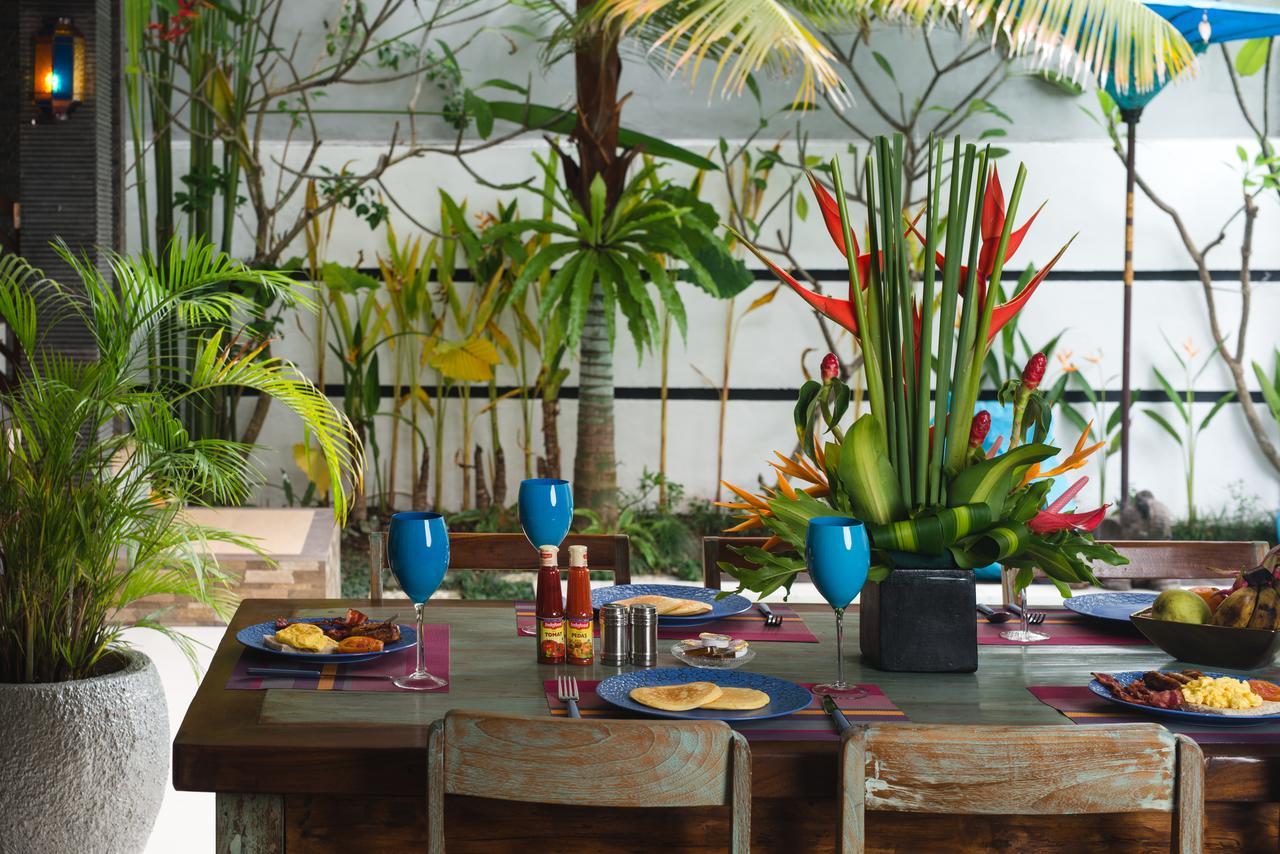 Villa Dewi Seminyak (Bali)